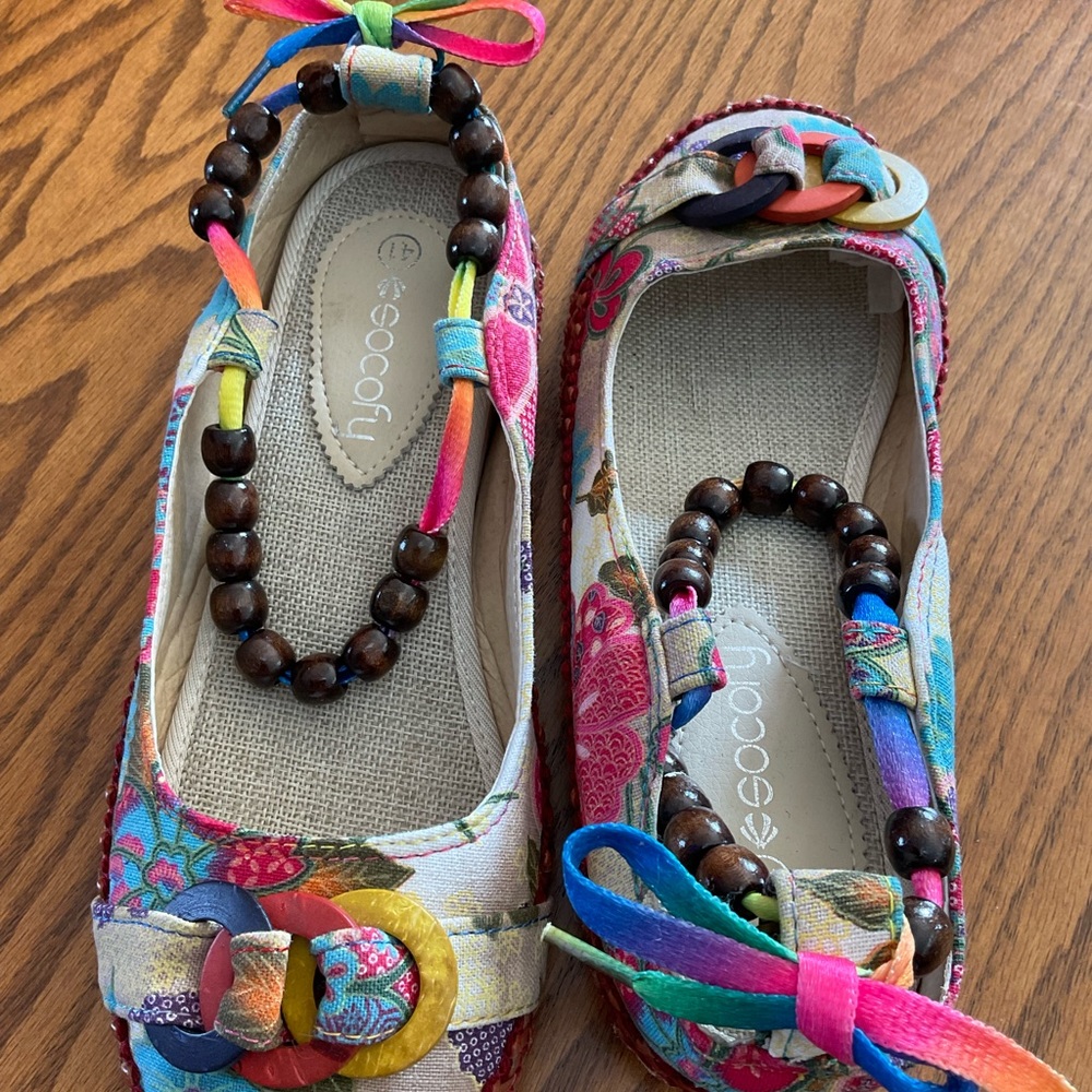 NWOT Boho Chic Cute Slipper Shoes With Beads, Ribbons & Floral Patterns, Sz 41 - Picture 4 of 10